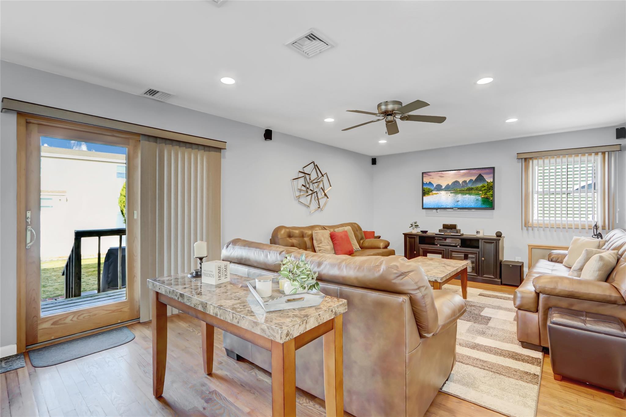 421 Brendan Avenue, Massapequa Park, New York image 13