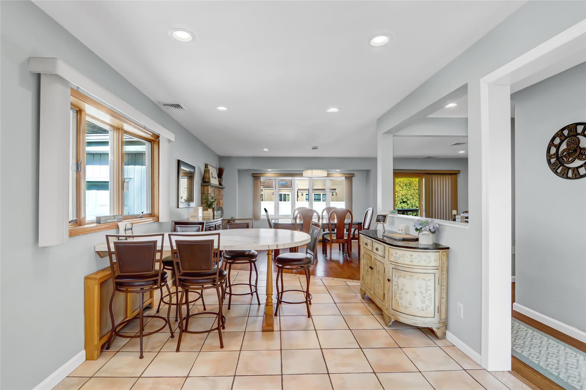 421 Brendan Avenue, Massapequa Park, New York image 8