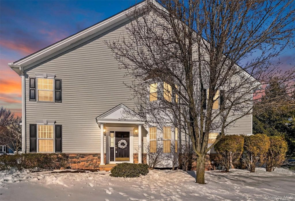 Photo of 7 Ford Court, Monroe, NY 10950 (MLS # 962253)