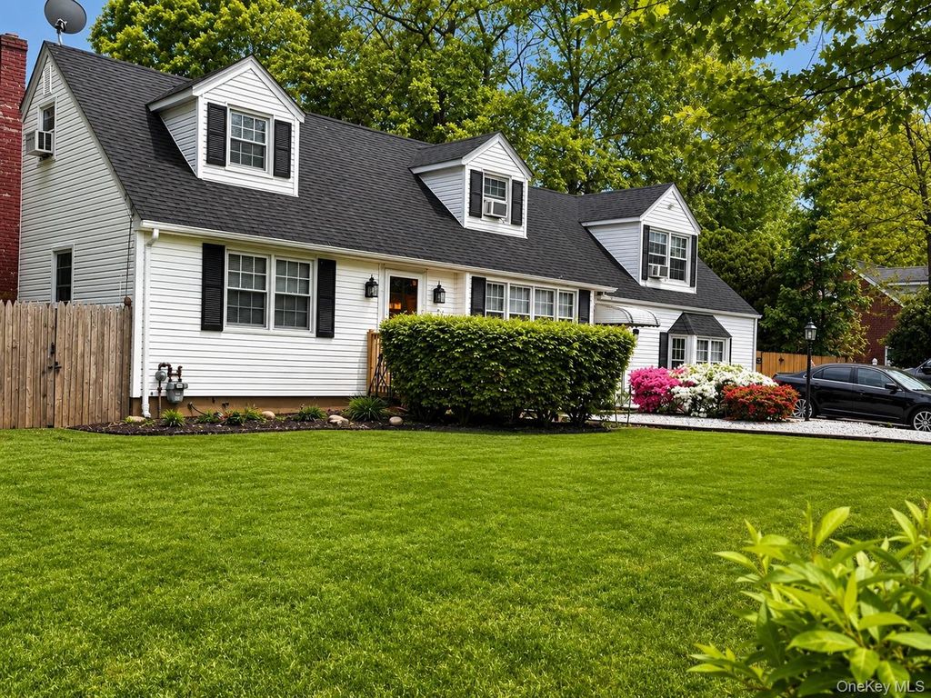 Photo of 61 E Hall Avenue #New City, NY 10956, New City, NY 10956 (MLS # 997896)