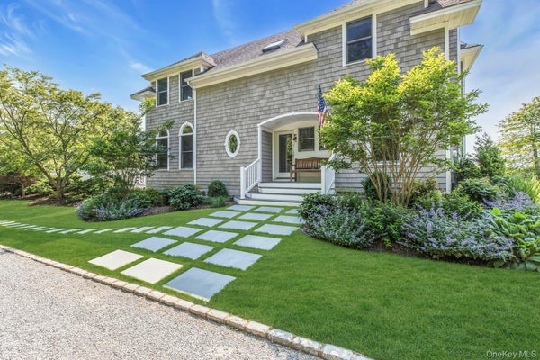 56 S COUNTRY RD, WESTHAMPTON, NY 11977 - Image 1fc89c6ea2b9251b6443f3525a76a1bf/3360030867