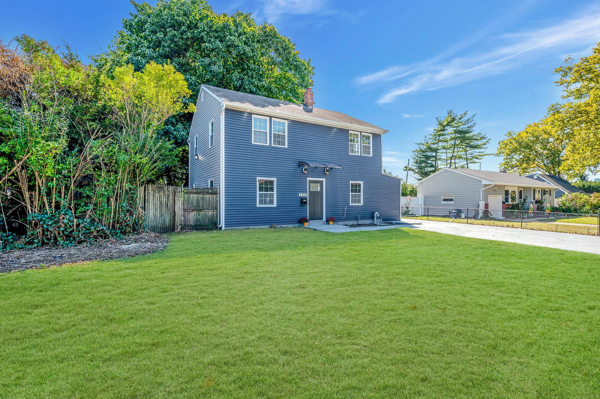 322 Lansdowne Avenue, Carle Place, New York image 2