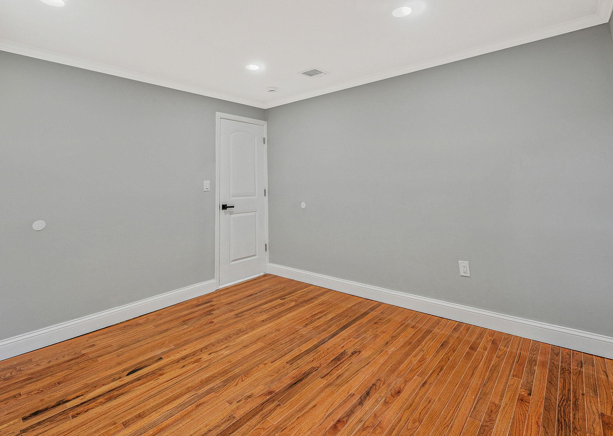 322 Lansdowne Avenue, Carle Place, New York image 21