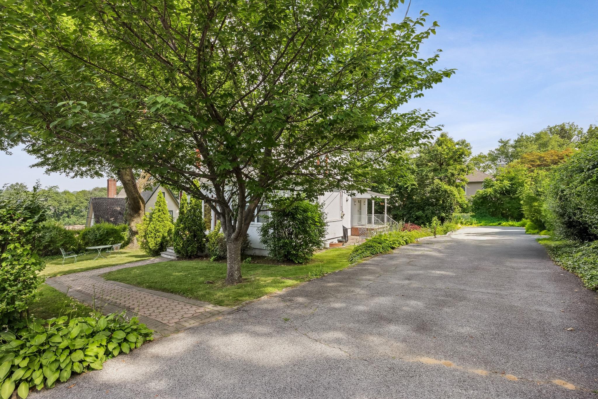 179 Woodruff Avenue
