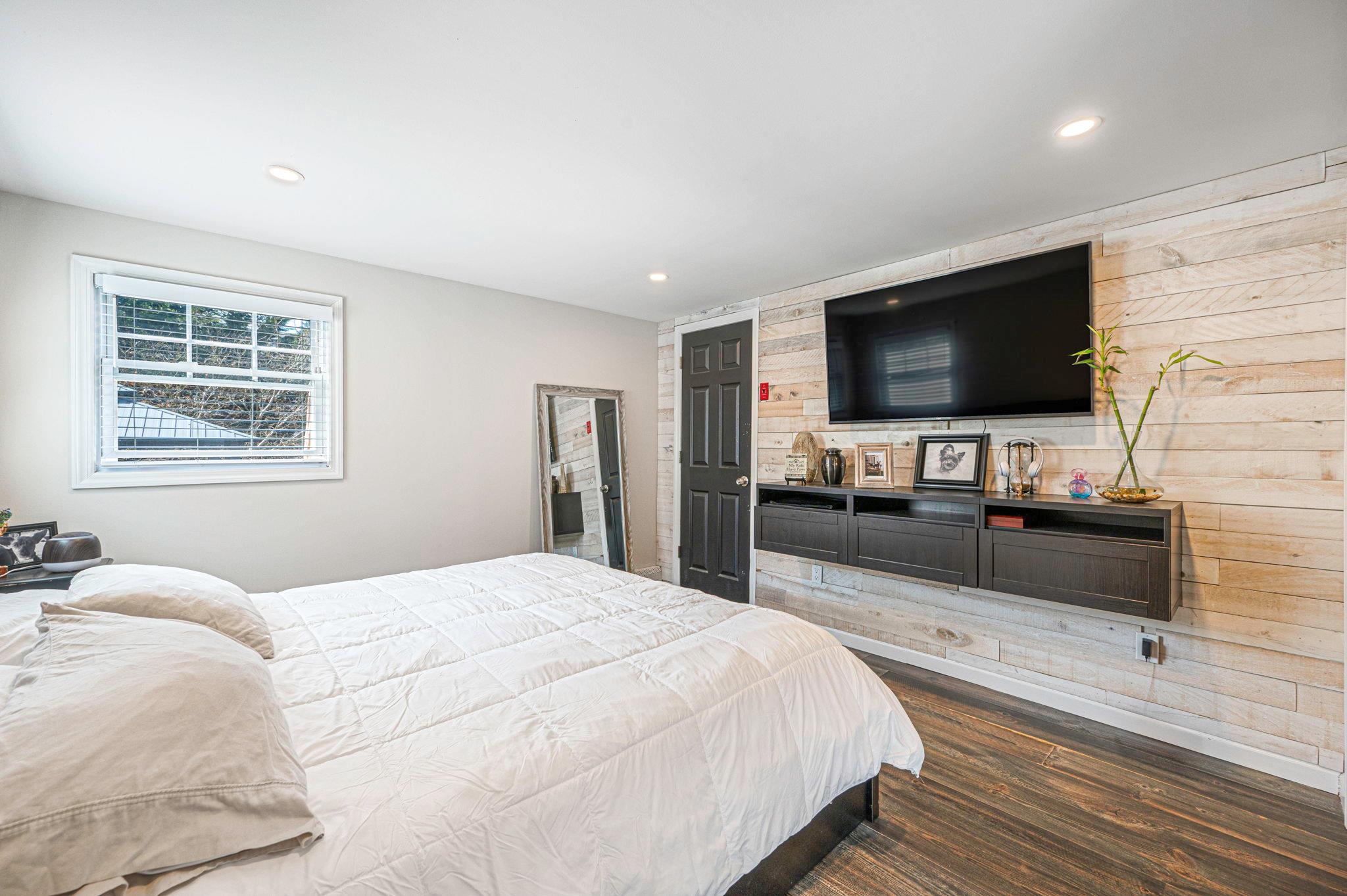 16 Magnolia Drive, Kings Park, New York image 10