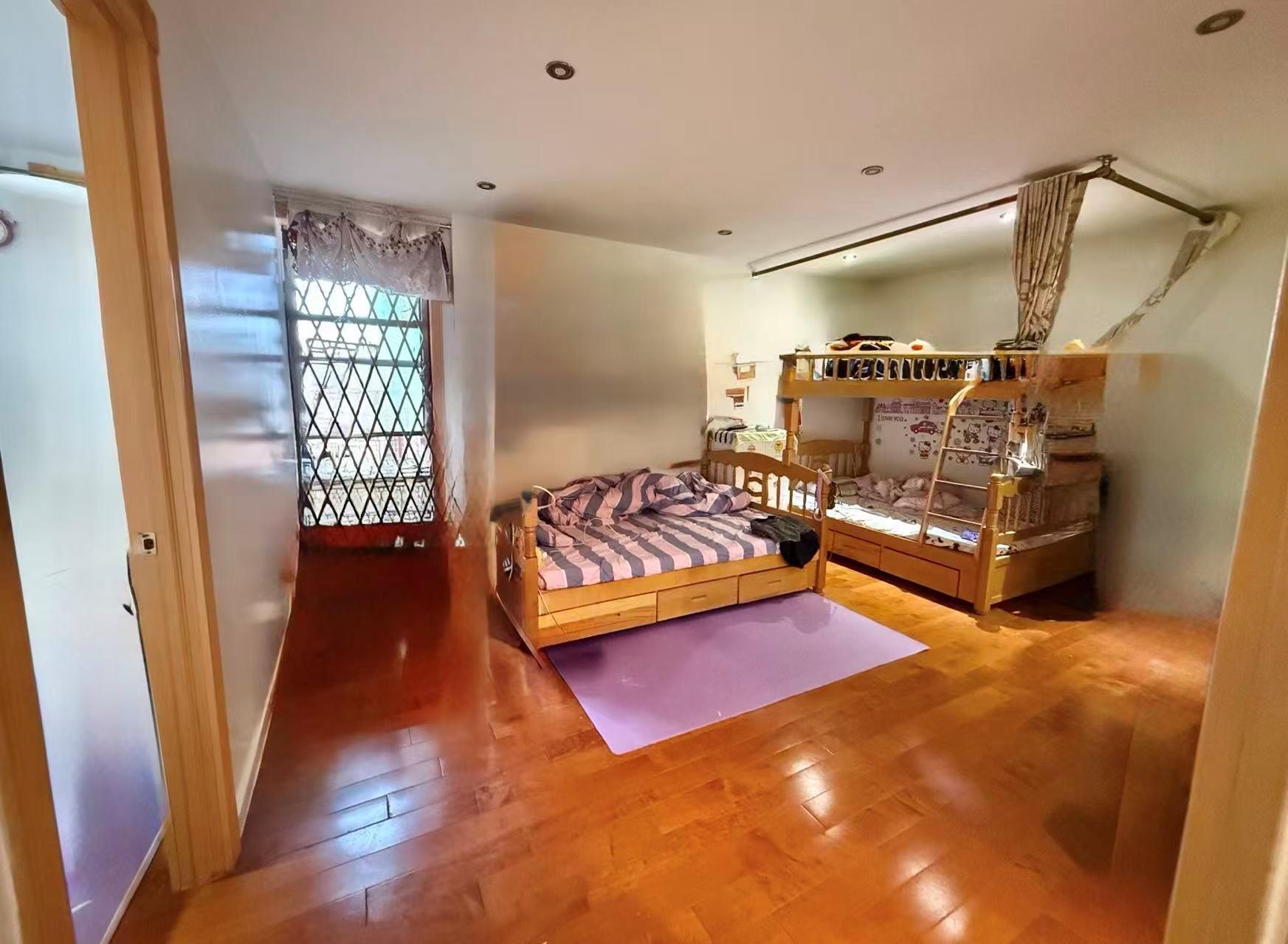 138-70 Elder Avenue #3C, Flushing, New York image 2