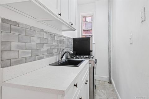 Photo of 41-25 44th Street #C5, Sunnyside, NY 11104 (MLS # 920163)