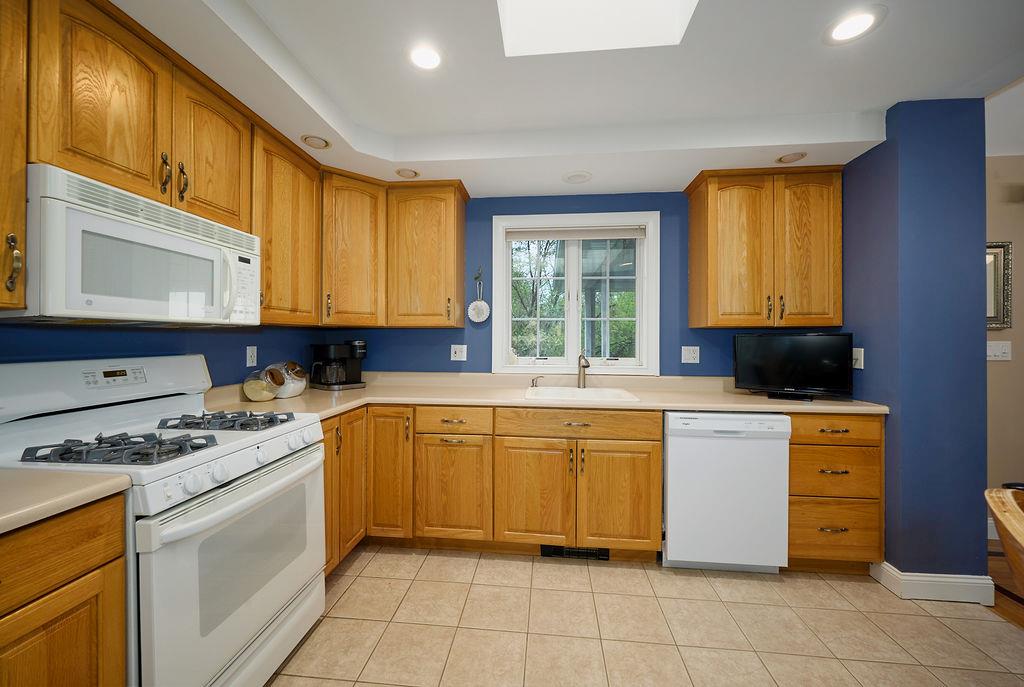 23 Moran Way, Hopewell Junction, New York image 10