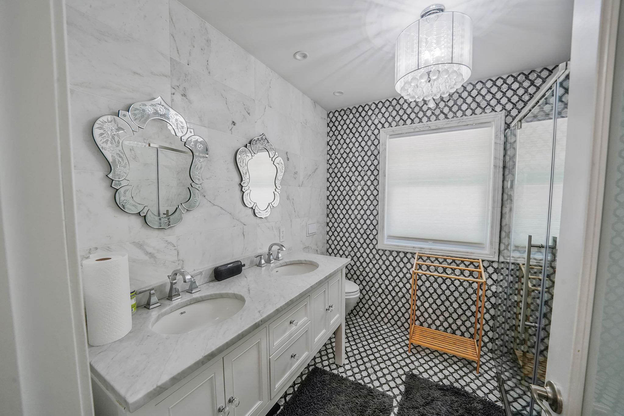 112 Clay Pitts Road, Greenlawn, New York image 40