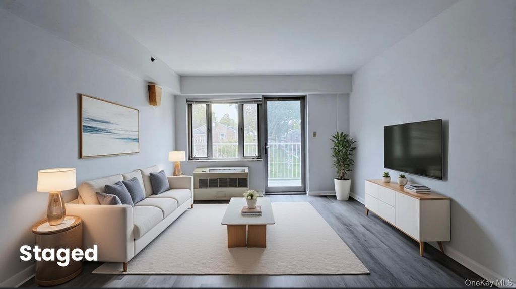 Photo of 6434 Grand Central Parkway #3D, Forest Hills, NY 11375 (MLS # 994828)