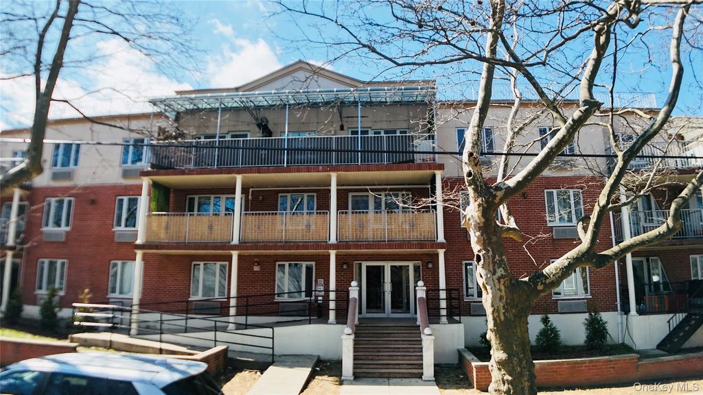 Photo of 6434 Grand Central Parkway #3D, Forest Hills, NY 11375 (MLS # 994828)