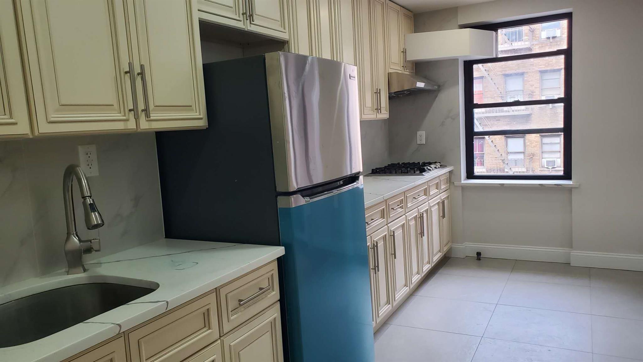 4204 Layton Street #411, Elmhurst, New York image 4