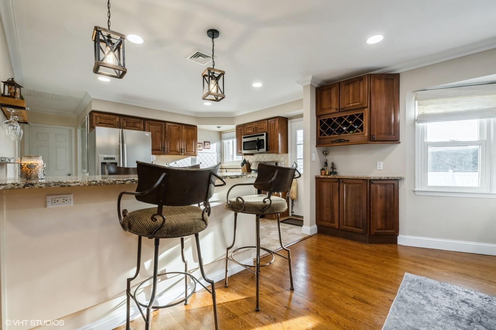 302 Starke Avenue, East Meadow, New York image 9