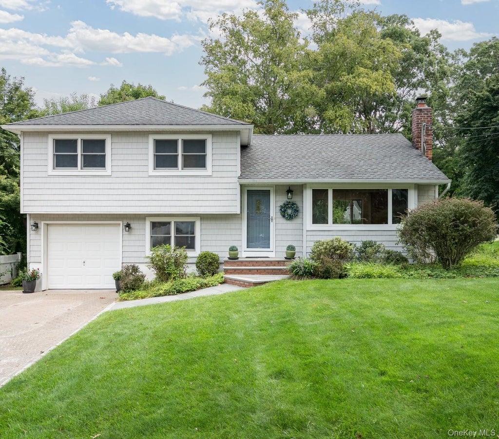Photo of 30 Sheppard Lane, Huntington, NY 11743 (MLS # 1053647)