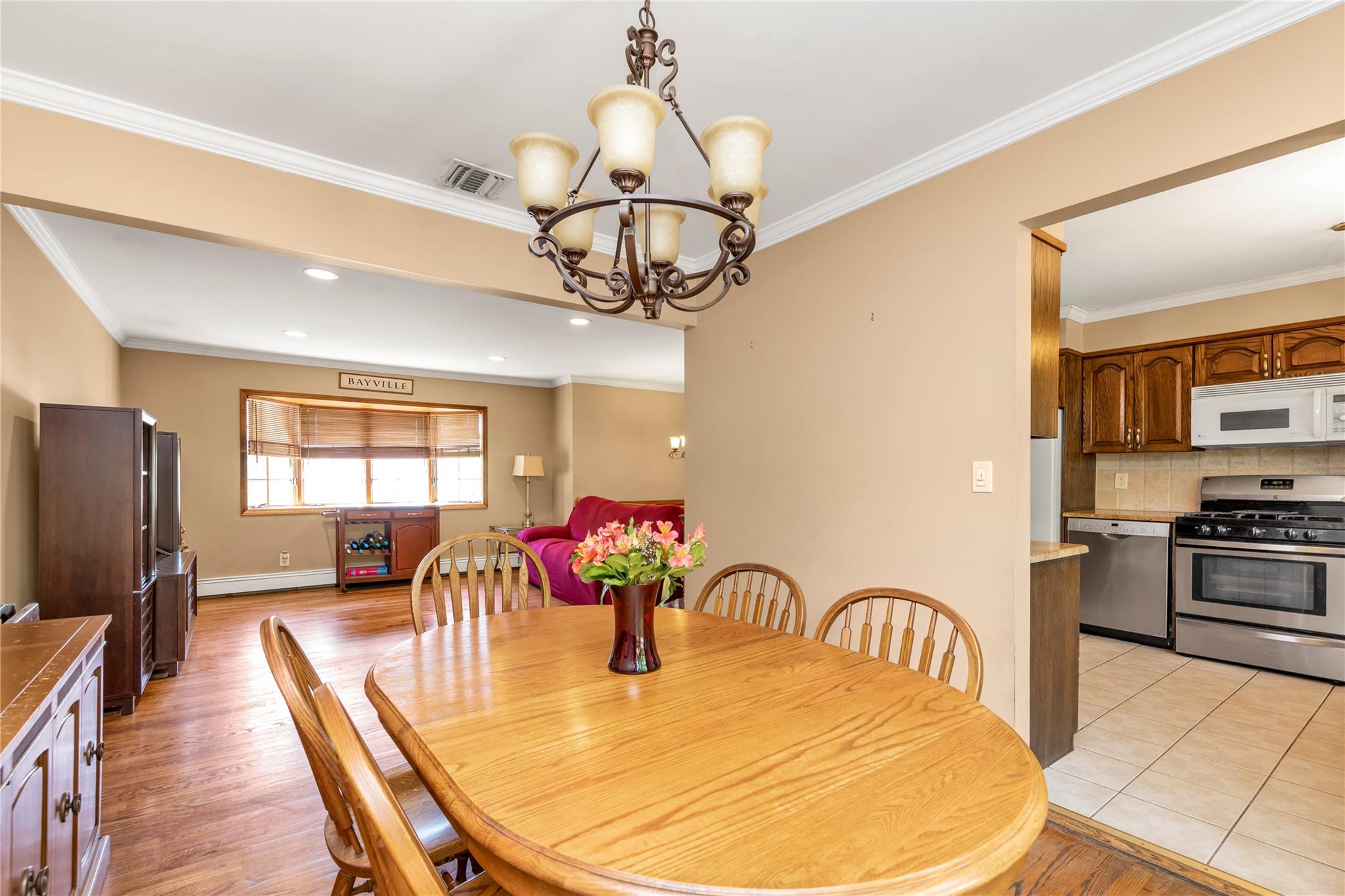 5 Godfrey Avenue, Bayville, New York image 6