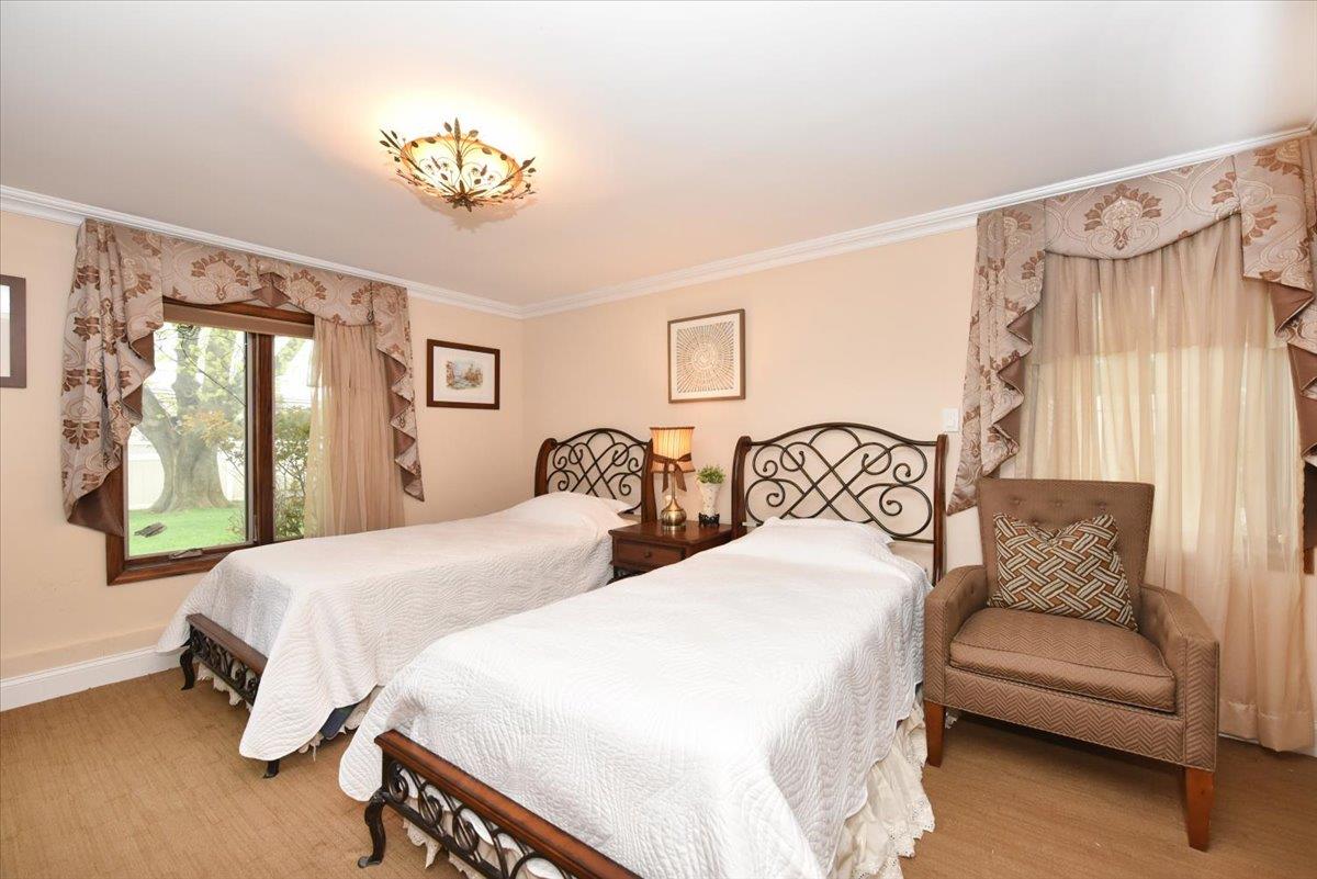 25 Sullivan Drive, Jericho, New York image 24