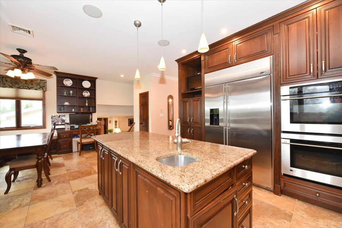 25 Sullivan Drive, Jericho, New York image 11