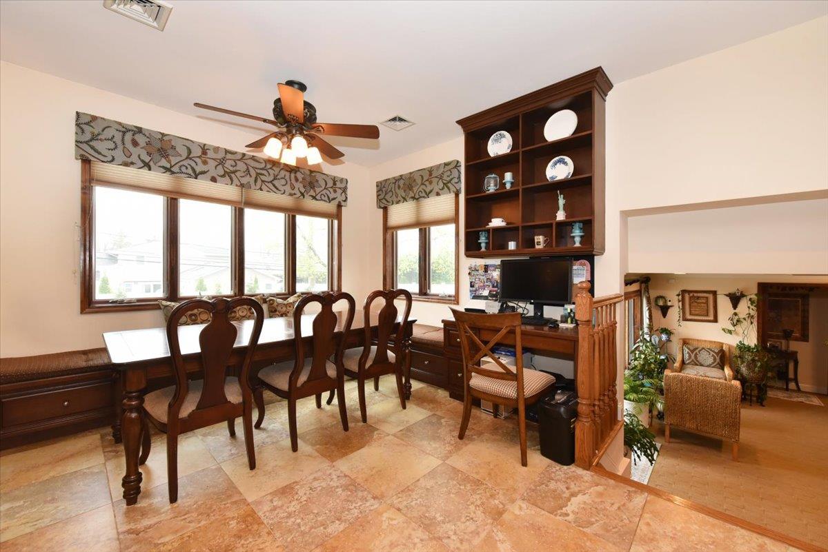 25 Sullivan Drive, Jericho, New York image 15