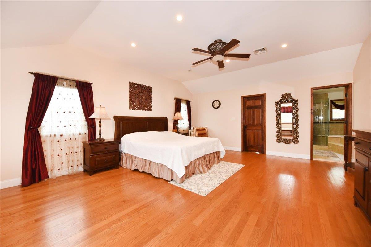 25 Sullivan Drive, Jericho, New York image 26
