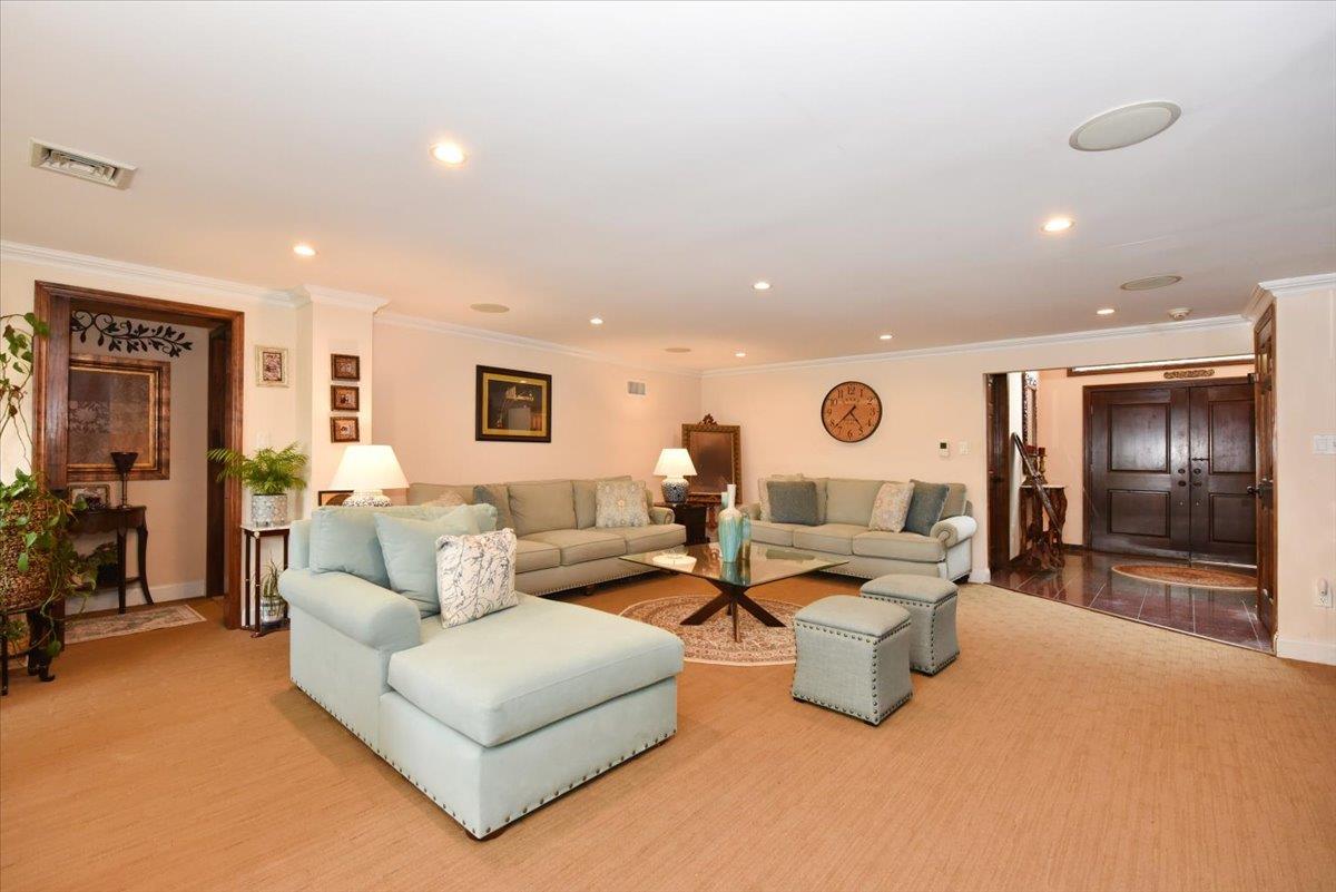 25 Sullivan Drive, Jericho, New York image 17
