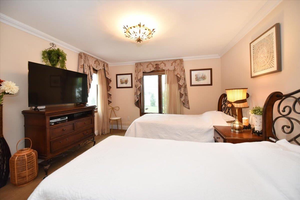 25 Sullivan Drive, Jericho, New York image 23