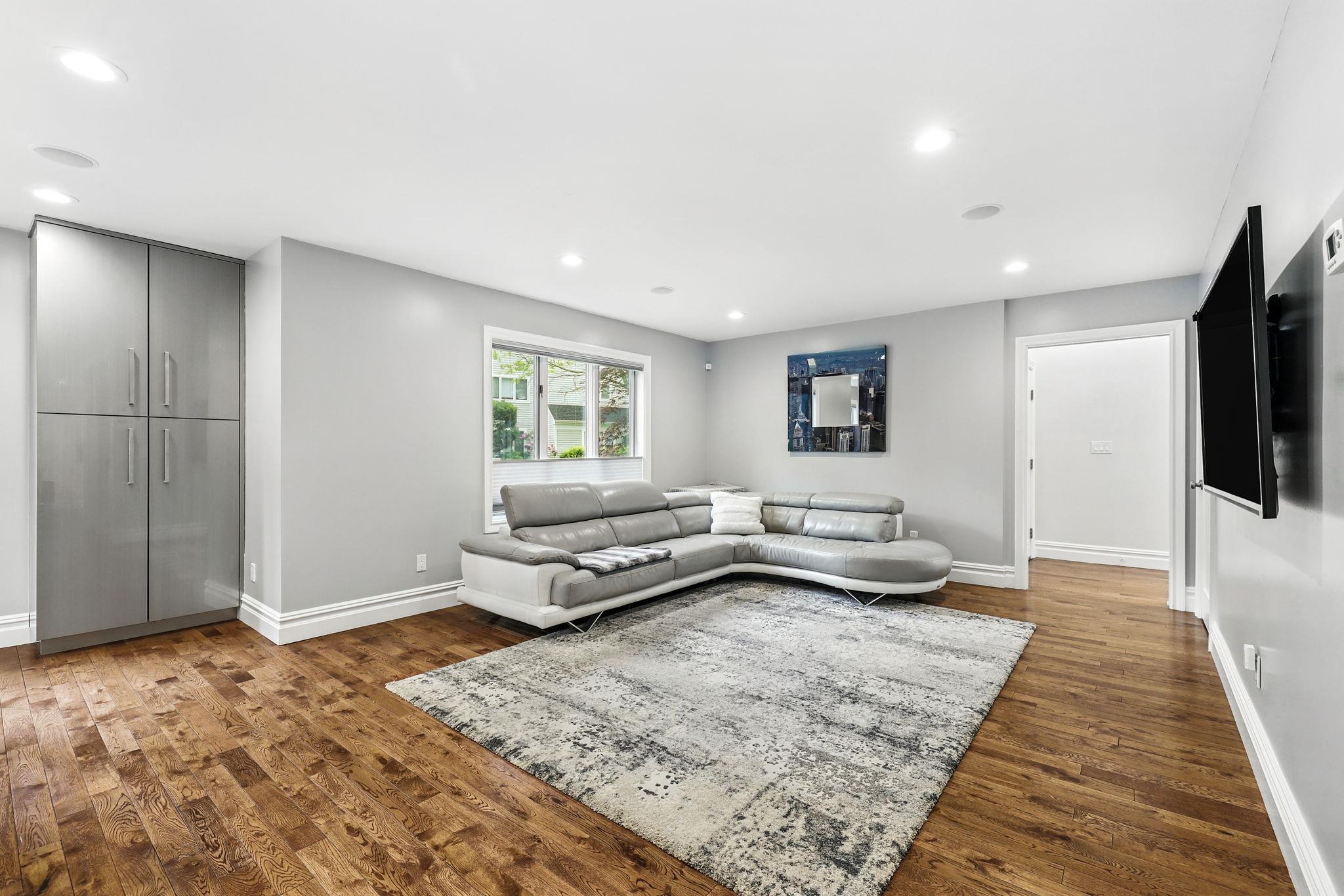 1 Berkley Court, Briarcliff Manor, New York image 5