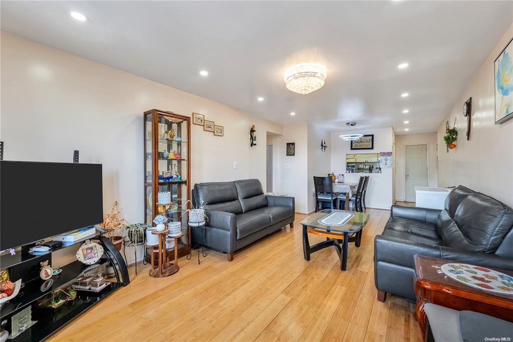 87-70 173rd Street #7D, Jamaica, New York image 17
