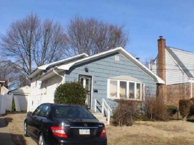 23 Allen Street, Hempstead, New York image 1