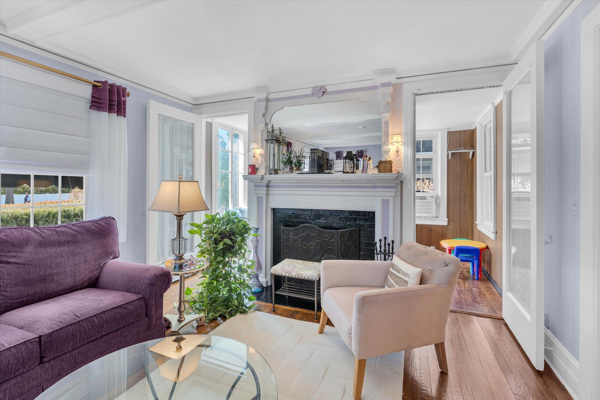 18 Woodbury Way, Syosset, New York image 4