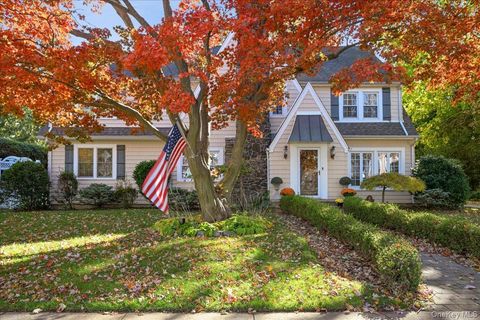 136 Locust Street Garden City NY 11530