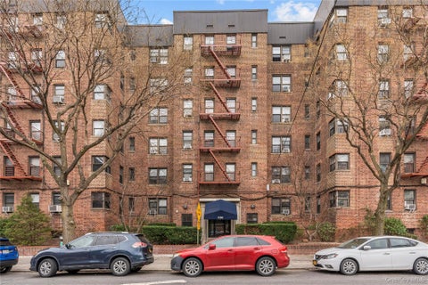 Homes For Sale - 3260 Netherland Avenue #3F<br/> Bronx County, Bronx, NY 10463