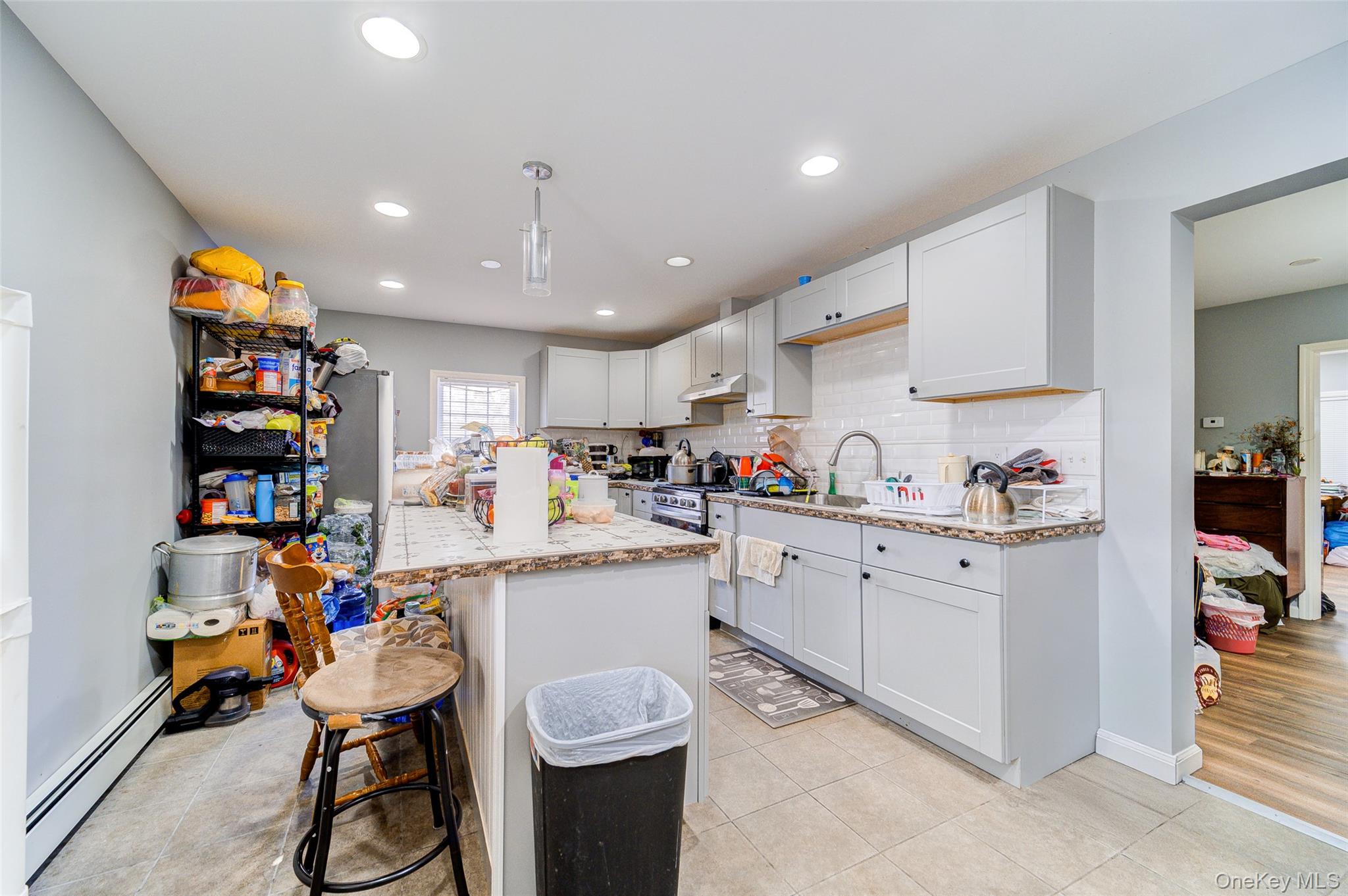 Middletown, New York 10940, United States, 3 Bedrooms Bedrooms, ,2 BathroomsBathrooms,Residential,Active,88756