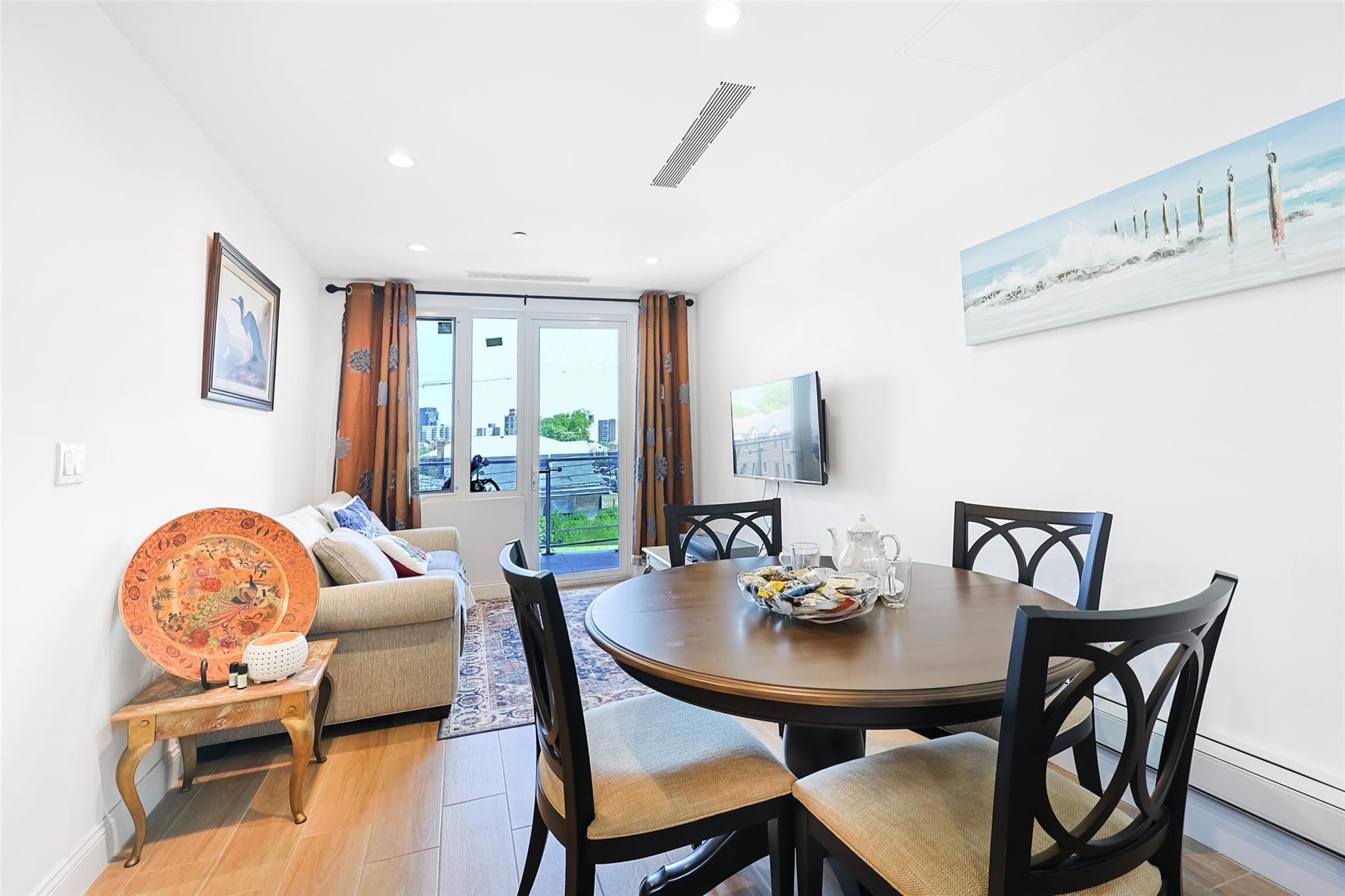 136-20 Booth Memorial Avenue 3H