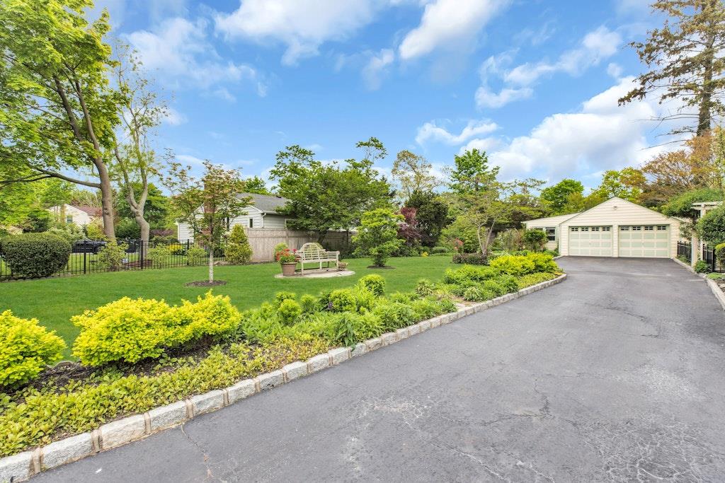 5 Hallett Court, Blue Point, New York image 45