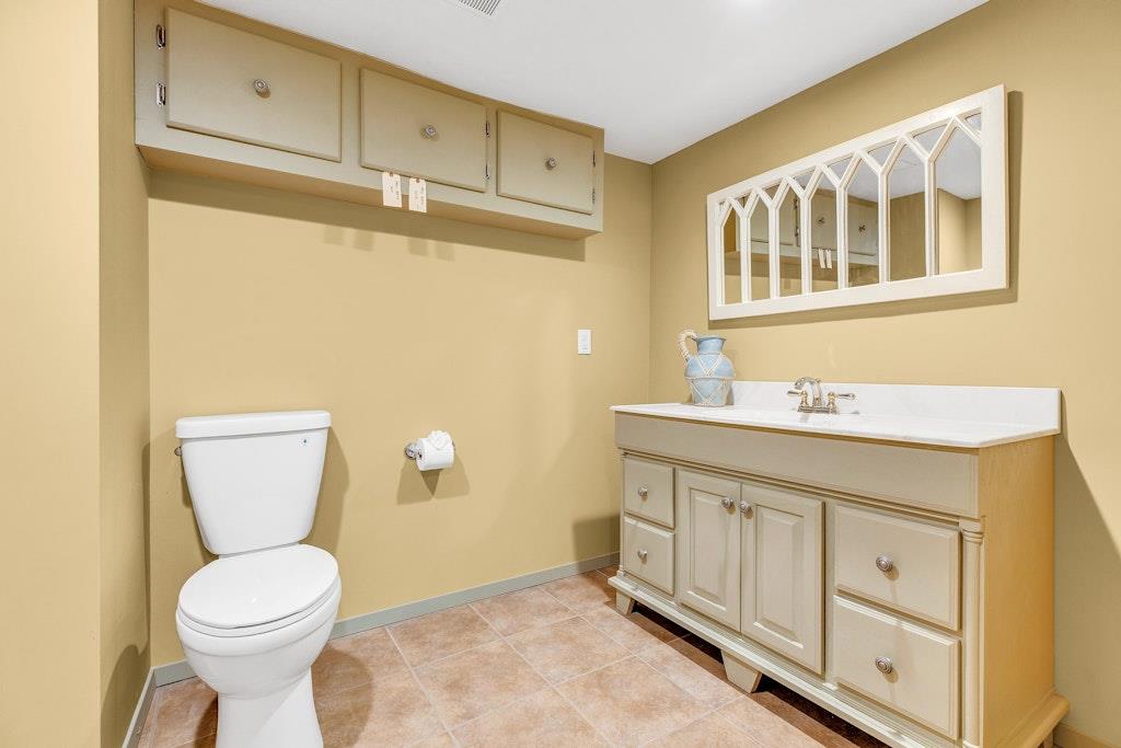 5 Hallett Court, Blue Point, New York image 37