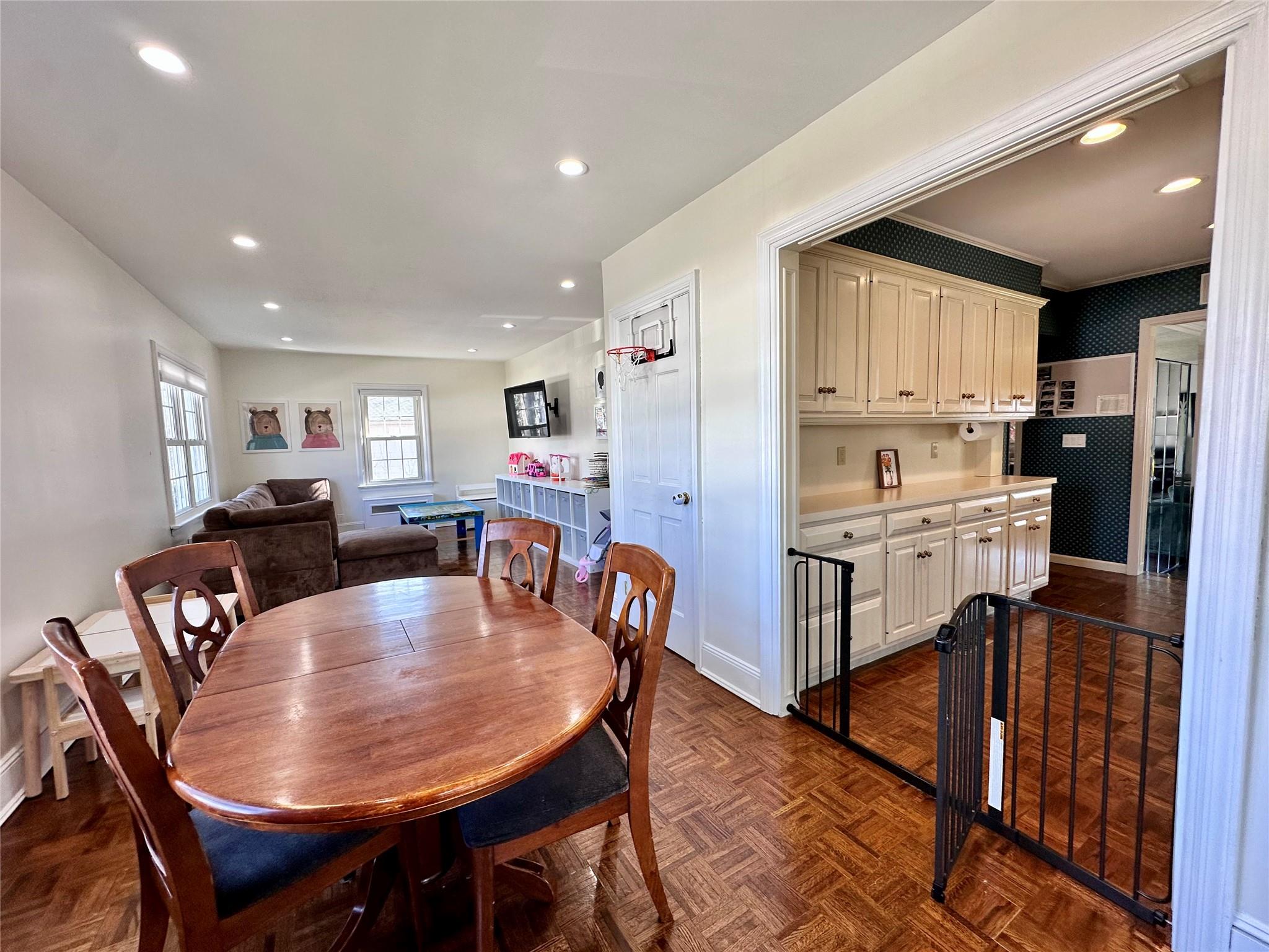 422 Boulder Street, Ronkonkoma, New York image 7