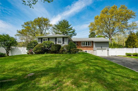 11 New Dorp Place, Melville, NY 11747 - MLS#: 857573