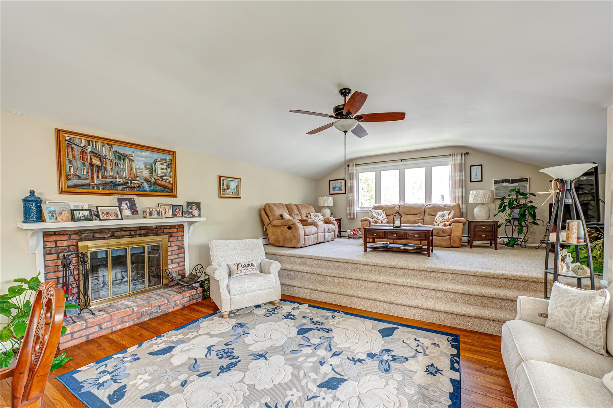 11 New Dorp Place, Melville, New York image 5