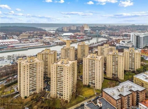 Homes For Sale - 7 Fodham Hill #12F<br/> Bronx, NY 10468