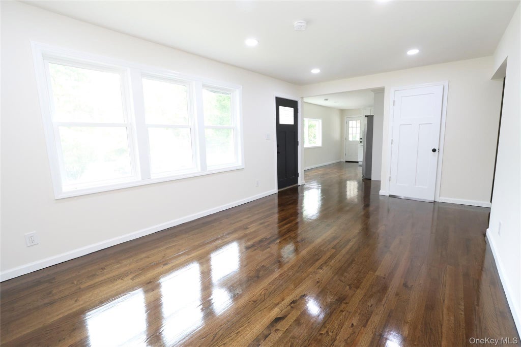 Photo of 472 Nichols Road, Hauppauge, NY 11788 (MLS # 1059236)