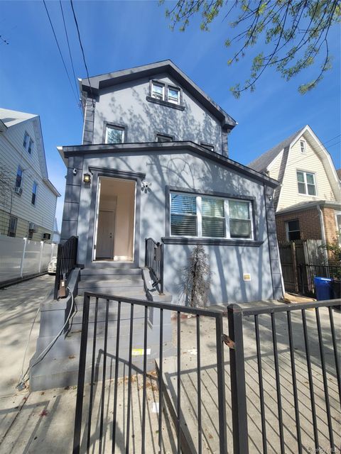 Apartment For Rent - 106-35 96th Street St<br/> South Ozone Park, NY 11417