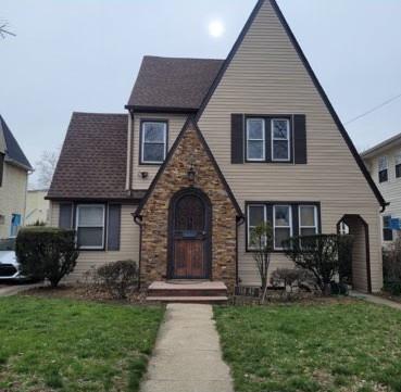 Property for Sale at 175th Place, Addisleigh Park, Queens, NY - Bedrooms: 3 
Bathrooms: 2 
Rooms: 6  - $875,000