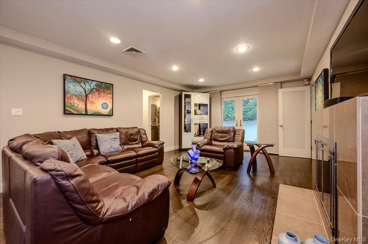 8 Curlew Place