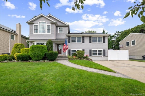 Homes For Sale - 84 Cedar Drive<br/> Farmingdale, NY 11735