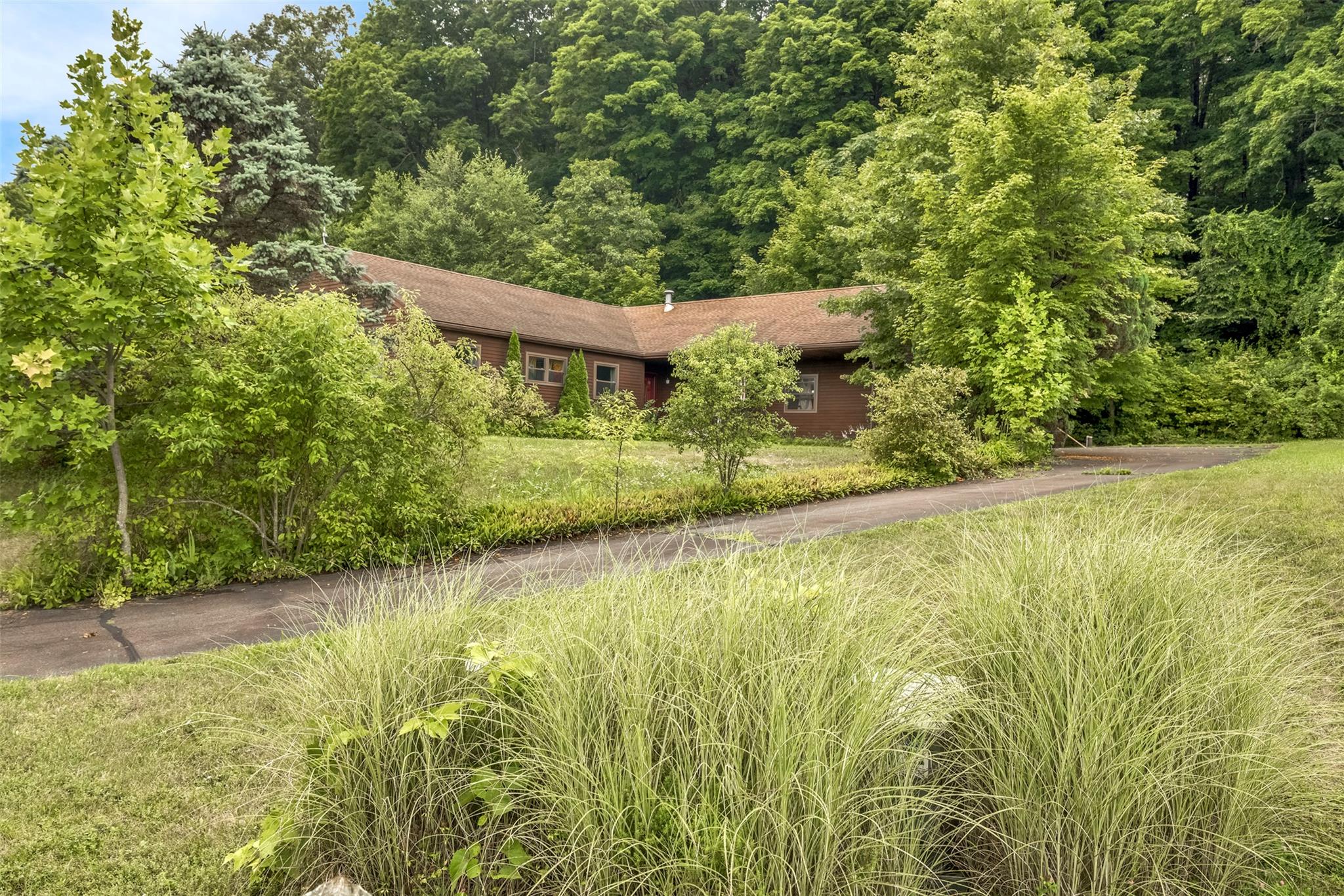 14 Orchard Hills Road