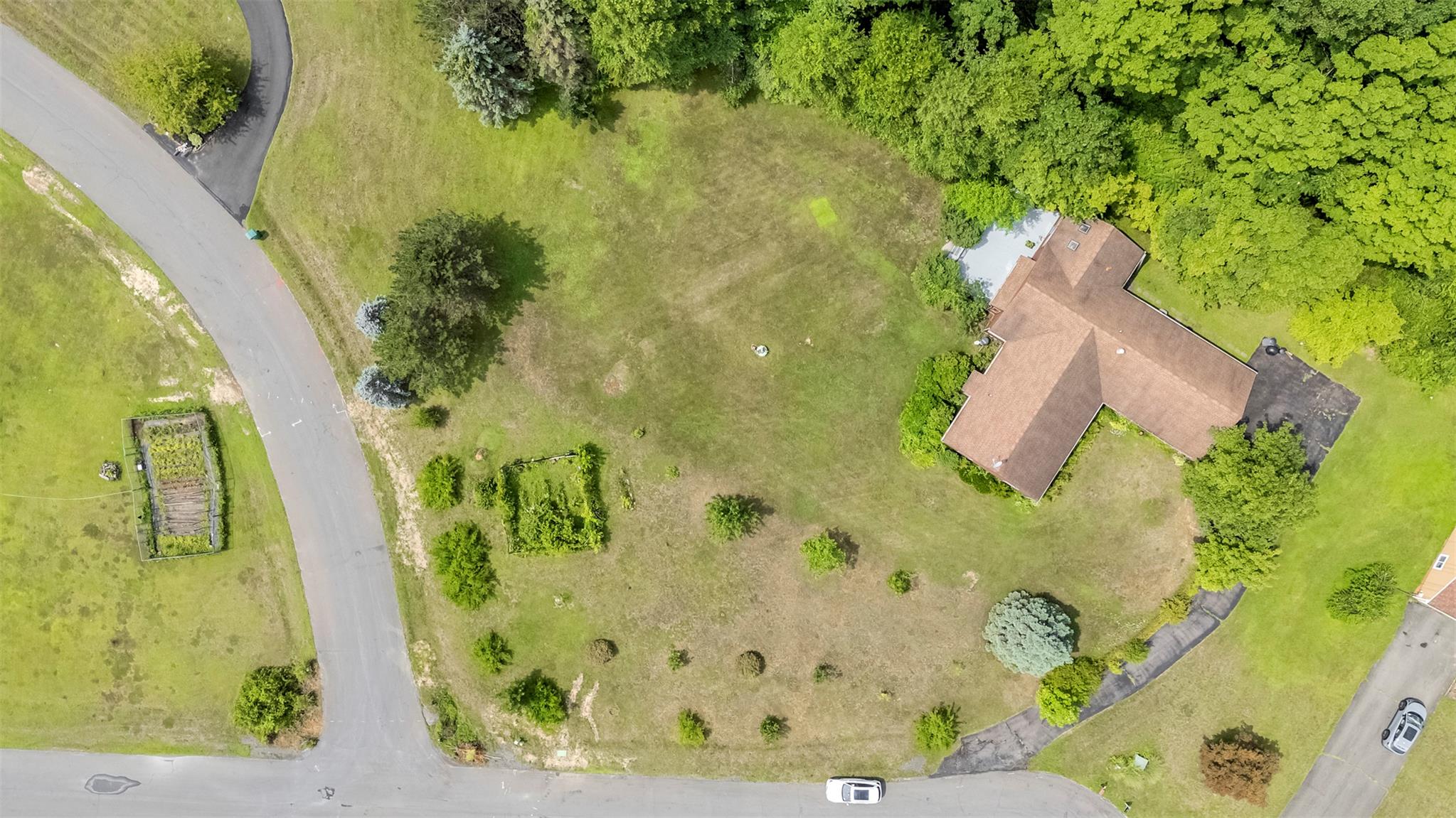 14 Orchard Hills Road