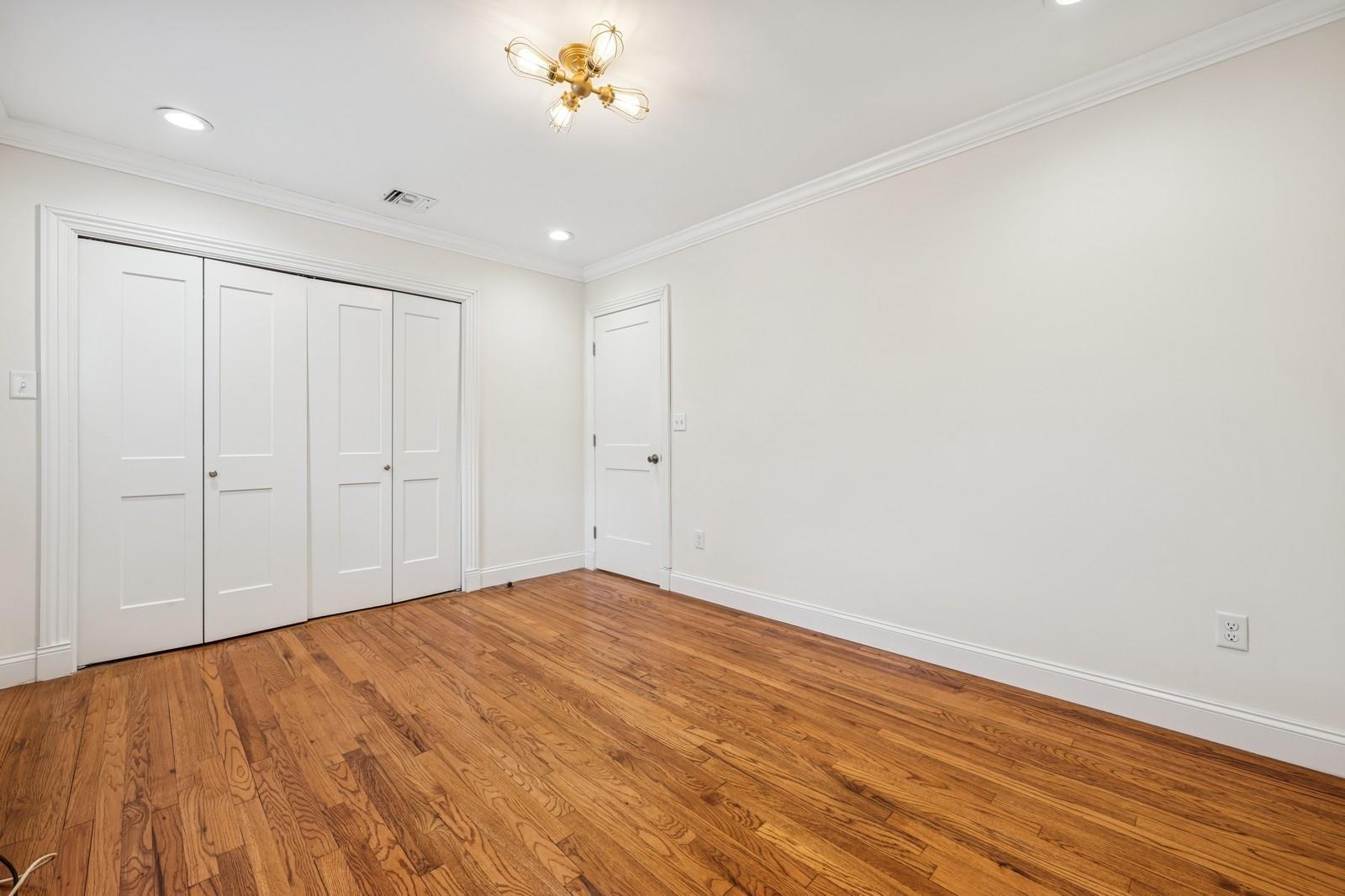 14 Harwich Road, East Rockaway, New York image 26
