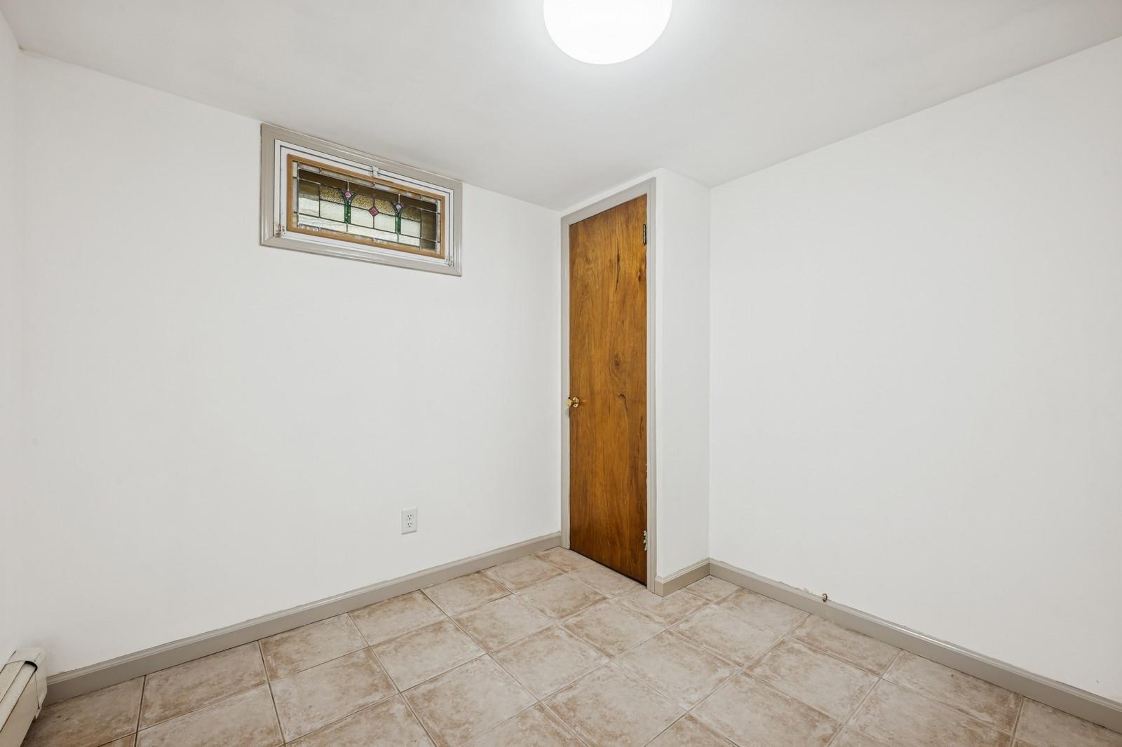 14 Harwich Road, East Rockaway, New York image 32