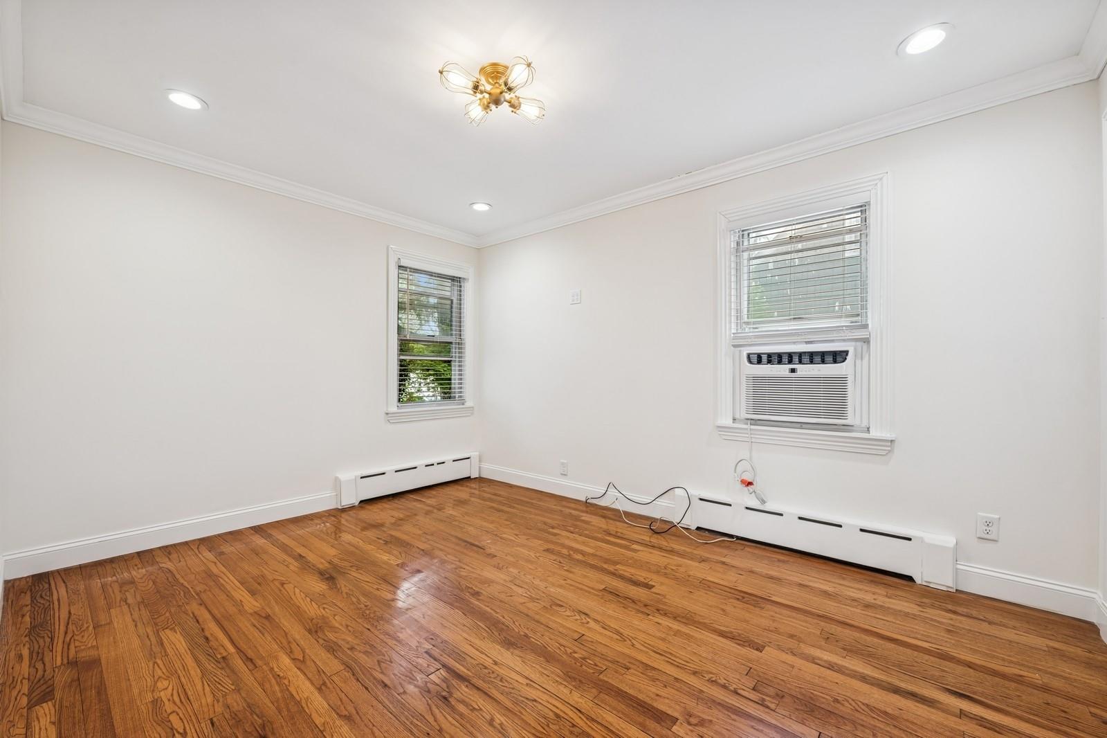 14 Harwich Road, East Rockaway, New York image 24