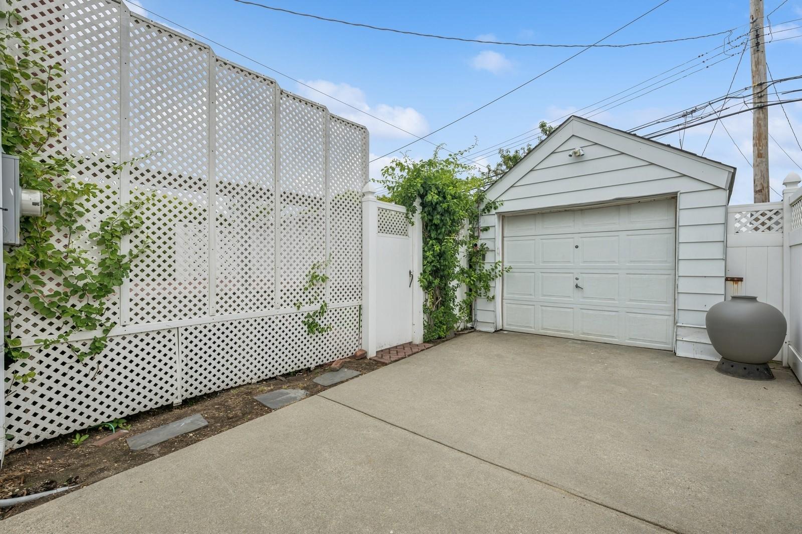 14 Harwich Road, East Rockaway, New York image 12